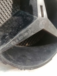 фото thumb №4, Mercedes r w251 основание значок решётка радиатора a2518880052