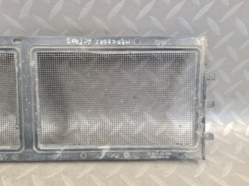 фото thumb №3, Заглушка решітка решітка бампера права mercedes actros mp4 mp5 оригінал