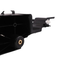 Mercedes x218 cls350 кронштейн защита кронштейн багажника правое a2186900214 Цена, фото thumb