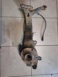 фото thumb №1, Ступица датчик поворотный кулак левая audi a8 d2 чугун