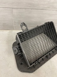 фото thumb №6, Решітка впуск повітря a4 b9 a5 8w оригінал