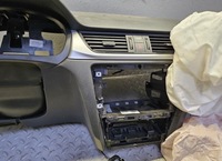 фото thumb №4, Skoda rapid консоль подушка безпеки ремені безпеки 17 liftla7w lift