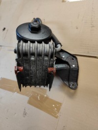 Bmw seria 3 e46 2.0d корпус фільтра пального з радіатор 2247411 Недорого, фото thumb