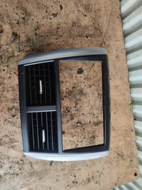 фото thumb №1, Subaru forester 3 iii решітка обдув середня