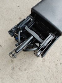 Mercedes r230 sl подлокотник бардачок петля туннель Цена, фото thumb