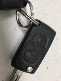 фото thumb №9, Ключ x 2 pilot кришка пального peugeot 807 електричний двері 4 кнопки