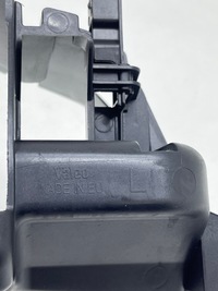 фото thumb №12, Audi q7 4l стекло фары карман направляющая кронштейн каркас лампы левый