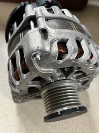 фото thumb №1, Генератор renault оригинальный номер megane iv 1.3 tce 231005300r