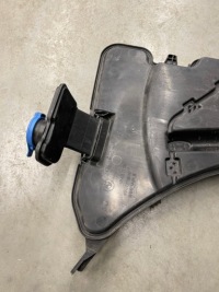 Купить Бачок омывателя bmw g30 g31 оригинал 10543512, фото thumb