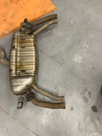 фото thumb №9, Глушник вихлоп комплектний rsq3 83a rs3 8y rs3 8v оригінал 21r