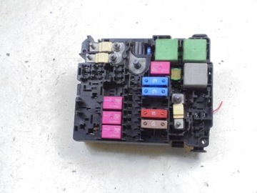фото thumb №8, Peugeot 301 коробка запобіжників 9804848580