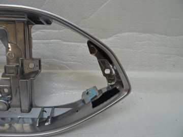 фото thumb №5, Peugeot 308 t9 рамка дисплея 98075499vv европа