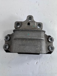 фото thumb №1, Q3 8u lift подушка коробки передач 1.4 8u0199555k