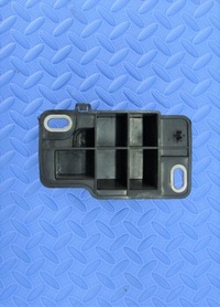 фото thumb №4, Зона деформації права renault clio iv 620923103r