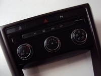 фото thumb №3, Панель кондиционера volkswagen оригинальный номер 5g0907426aq