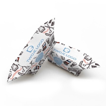 FUDGE с ЛОГОТИПОМ, корпоративной рекламной надписью, узором