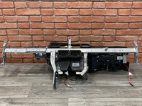 фото thumb №1, Mercedes w212 218 отопитель балка кронштейн панели