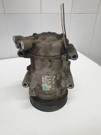 фото thumb №1, Компресор кондиціонера renault clio iii 1.2 8200819568