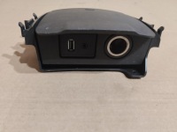 фото thumb №4, Бардачок роз'єм usb прикурювач opel zafira c iii 3