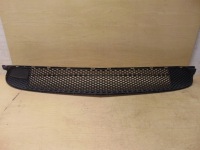 фото thumb №1, Решётка w бампер средняя mercedes w177