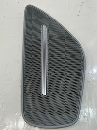 фото thumb №1, Решётка накладка динамика bose audi a8 d4 4h0868151a