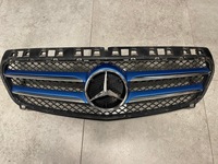 фото thumb №1, Решётка радиатора решётка радиатора комплектная mercedes a w176 idealna
