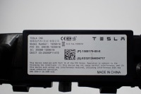 Направляющая кронштейн бампера задний  усилитель 1494045-00-c tesla model y 22r Киев, фото thumb