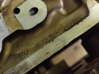 Skoda fabia 1 1.2 крышка клапанов валы 03e103475h Цена, фото thumb