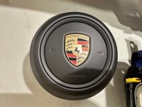 фото thumb №11, Консоль панель приладів оригінал porsche macan 95b комплект оригінал niebieskie ремені