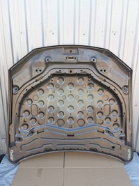 фото thumb №12, Maserati levante капот крышка двигателя красивая