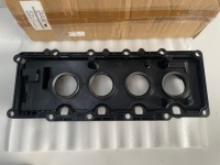 Кришка клапанів renault mascott 3.0 13264-ma70b nowa оригінал в Україні, фото thumb