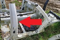 фото thumb №1, Mercedes e w212 212 блок двигателя b средний порог правый