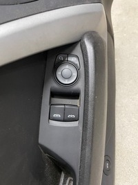 фото thumb №1, Camaro vi 2016 3,6 панель переключатель окон зеркал