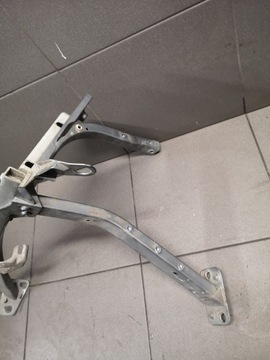 фото thumb №8, Перемикач-павук кронштейн крила правий a8 d3 4e0821138f