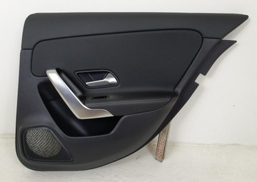 фото thumb №1, Оббивка боковина двері праві зад mercedes w177