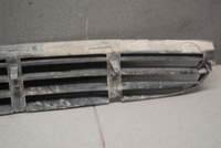 фото thumb №15, Решётка бампера средняя audi a8 d2 4d0854687