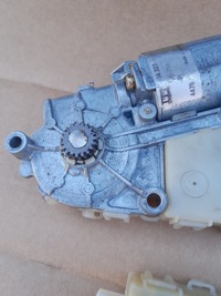 фото thumb №4, Bmw e36 двигатель моторчик люк