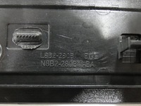 фото thumb №15, Решітка бампера, впуск крила land rover defender ліва 311.