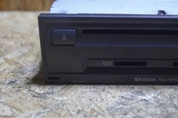 фото thumb №3, Считыватель skoda мультимедиа octavia iii 5e0035874a