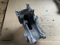 фото thumb №1, Кронштейн генератора peugeot 807 c8 phedra scudo jumpy 2.2 hdi 9643834880