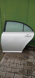 фото thumb №1, Toyota avensis t25 дверь левая задняя 1c0 03-08 hb sedan