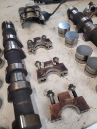 Купить Головка + валы распределительного вала оригинальный номер 90412232 opel omega b 2.5b, фото thumb