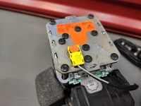 Audi a7 4g8 рестайлінг  a6 c7 ремінь ліве перед чорний натягувач pirotechnik справний Недорого, фото thumb