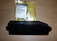 фото thumb №2, Корпус коробка запобіжників r kadjar