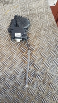 фото thumb №2, Bmw 5 f10 f11 замок доводчик крышки