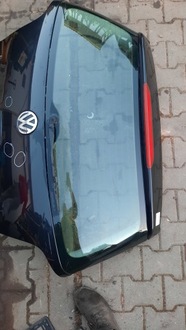 фото thumb №1, Задняя крышка багажника vw polo iv 9n 02r 5d