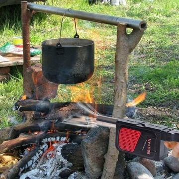 МАЛЕНЬКИЙ ЭЛЕКТРИЧЕСКИЙ ГРИЛЬ С ВОЗДУХОМ ПЫЛЕСОС