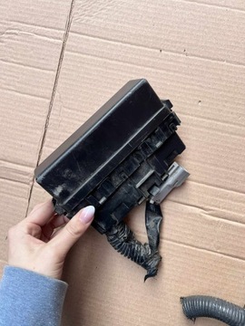 фото thumb №7, Nissan qashqai j11 коробка корпус запобіжників кришка комплект