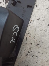 фото thumb №12, Opel astra j панель стёкла правые зад 13301888 13258640