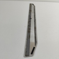 фото thumb №6, Toyota corolla e210 e21 2022 ліва сторона молдинг поріг передня